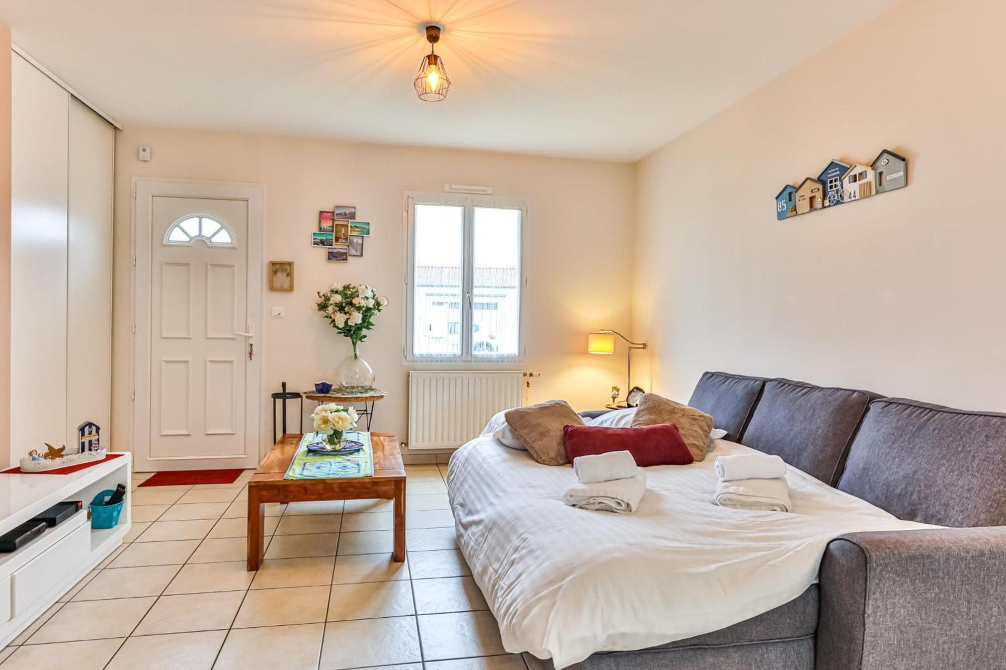 Ferienhaus Les Pinsons - Jardin - Parking - Wifi